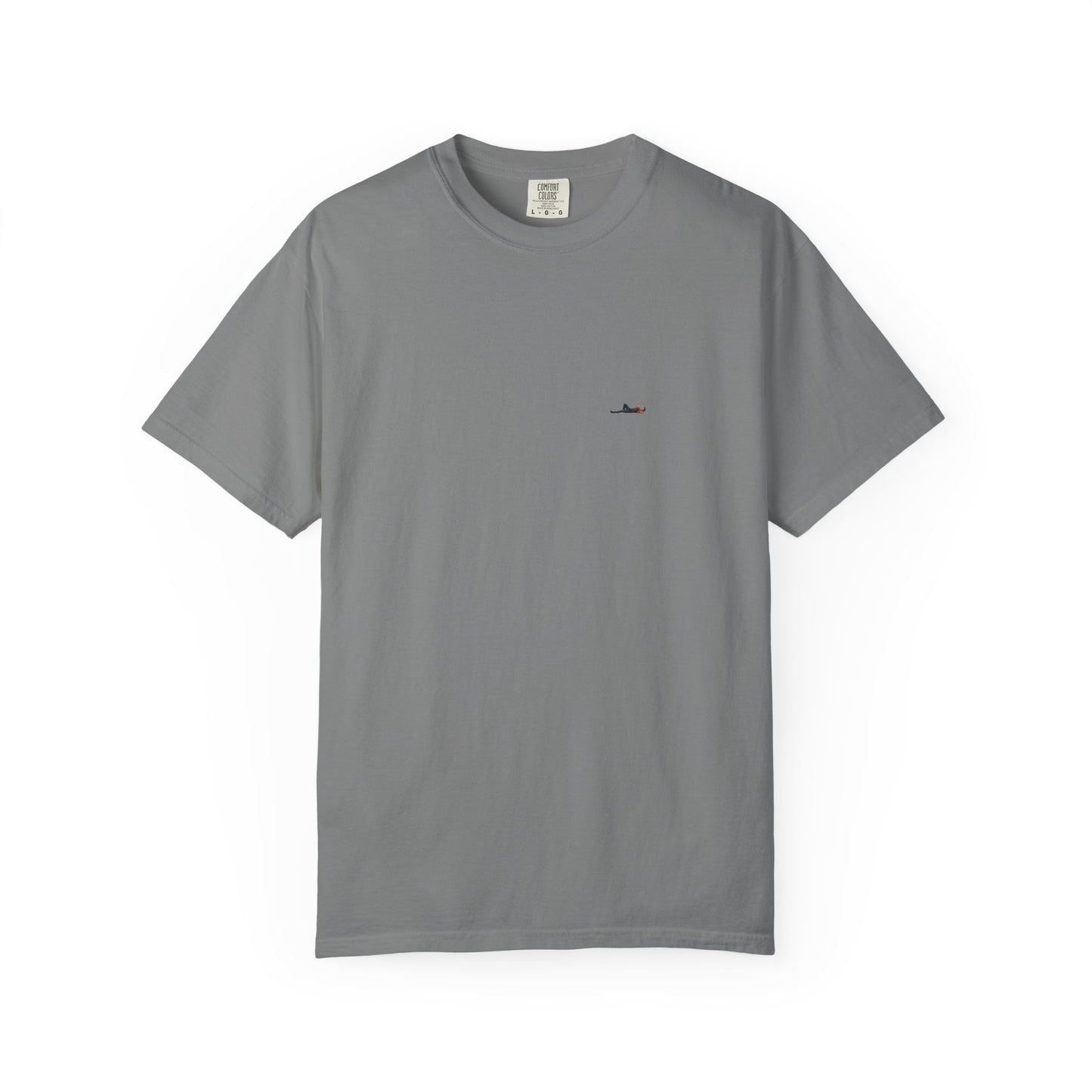 Golden Retriever Sunset Tee — Flag Chest Print & Beach Back
